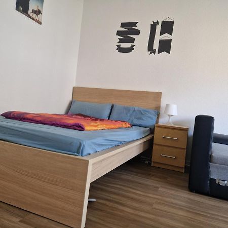 Joshua Abbey Apartment Frankfurt am Main ภายนอก รูปภาพ