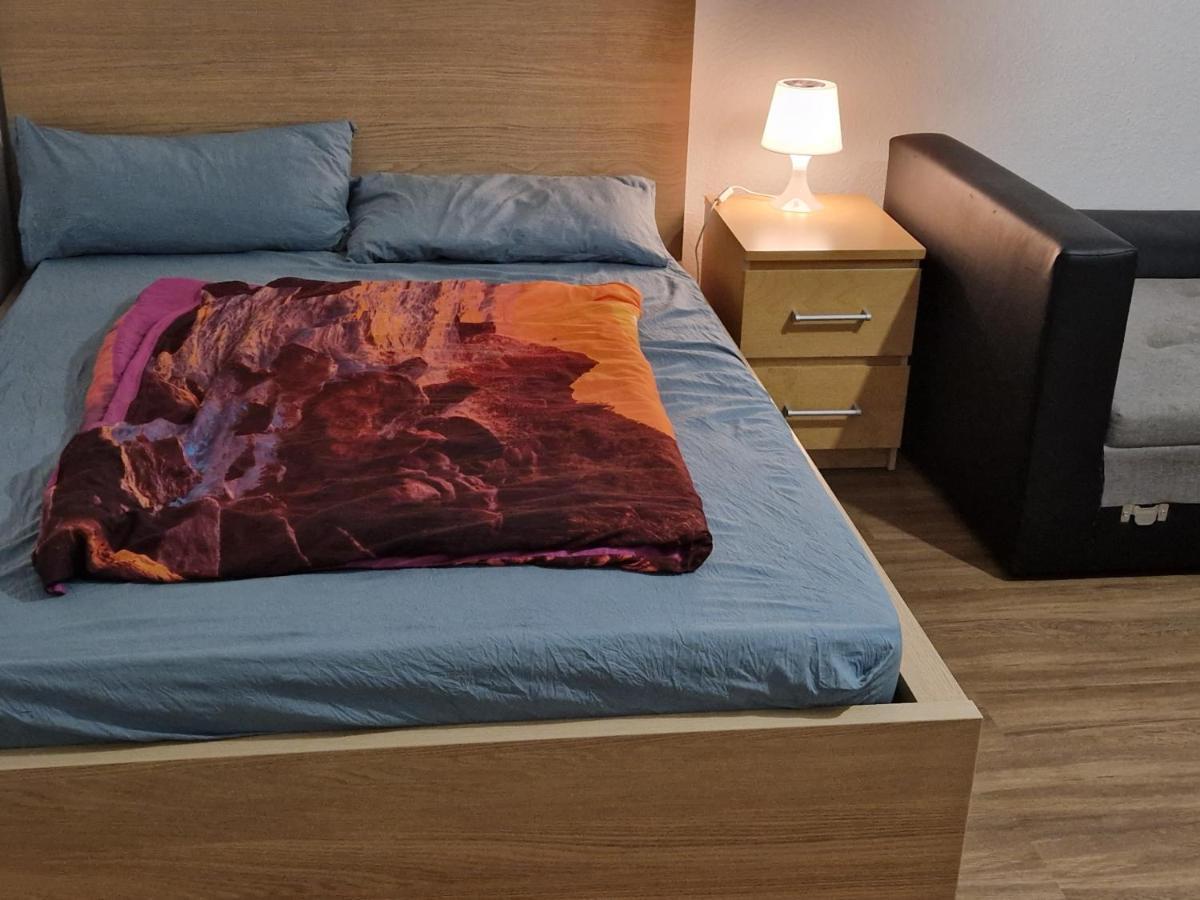 Joshua Abbey Apartment Frankfurt am Main ภายนอก รูปภาพ